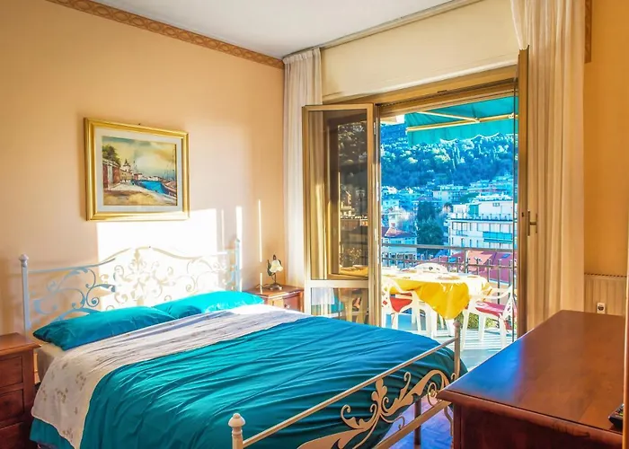 Mari E Monti In Centro * 拉帕洛